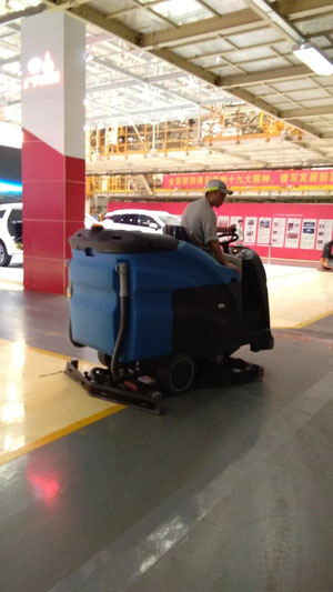 洗地機，掃地機，工業(yè)吸塵器，高壓清洗機，洗掃一體機，駕駛式洗地機，手推式洗地機，駕駛式掃地機，手推式掃地機，商用吸塵器
