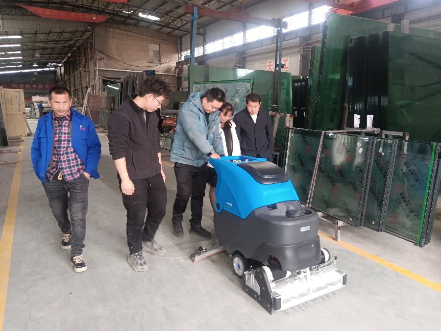 洗地機(jī)，掃地機(jī)，工業(yè)吸塵器，高壓清洗機(jī)，洗掃一體機(jī)，駕駛式洗地機(jī)，手推式洗地機(jī)，駕駛式掃地機(jī)，手推式掃地機(jī)，商用吸塵器，長沙洗地機(jī)，長沙掃地機(jī)，長沙高壓清洗機(jī)，湖南工業(yè)吸塵器，湖南掃地機(jī)，湖南高壓清洗機(jī)，湖南工業(yè)吸塵器，出租洗地機(jī)，租賃洗地機(jī)，租洗地機(jī)，長沙洗地機(jī)出租，湖南洗地機(jī)出租，長沙洗地機(jī)租賃，湖南洗地機(jī)租賃